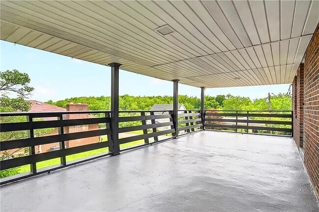Photo - 2086 River Hill Rd