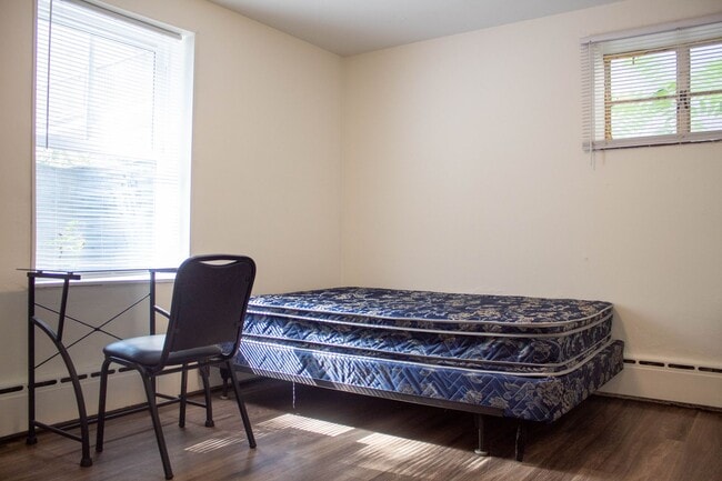 Photo - 203 S Wright Street