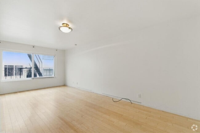 Building Photo - 66 Magnolia St Rental