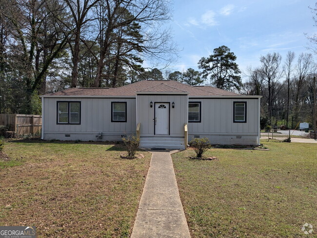 Building Photo - 2130 Belhaven Ln SE Rental