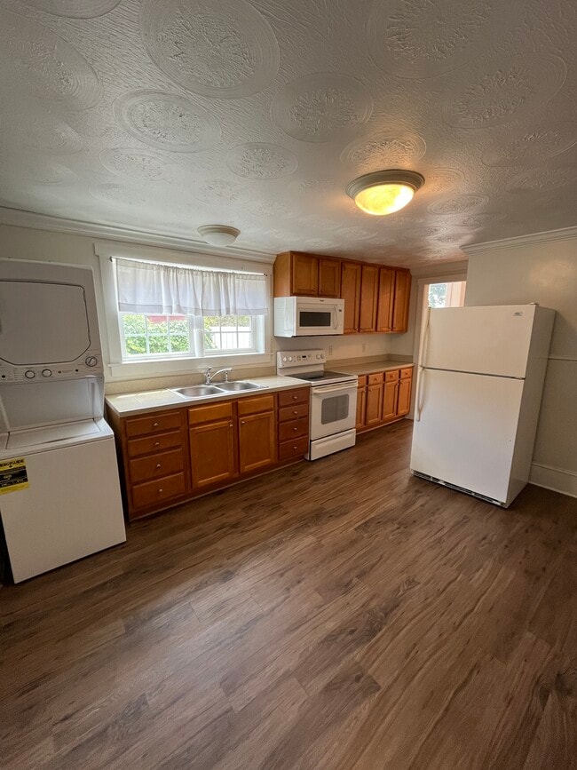 Photo - 308 W Boscawen St Unit 308 W Boscawen Street Apt 2
