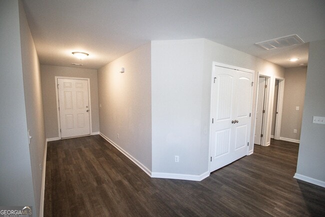 Photo - 107 Callaway Cres