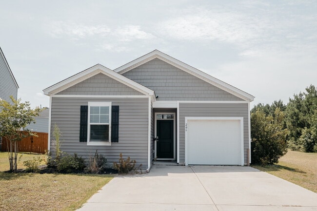 Building Photo - One-Level Living in Ladson