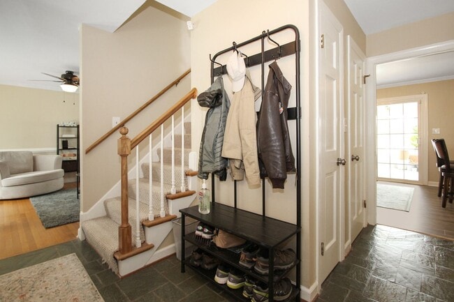 Photo - 427 Elizabeth Lake Dr