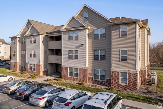 Photo - Madison Apartments