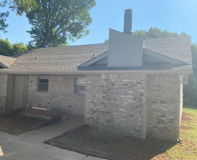 Photo - 305 S 5th St Unidad B