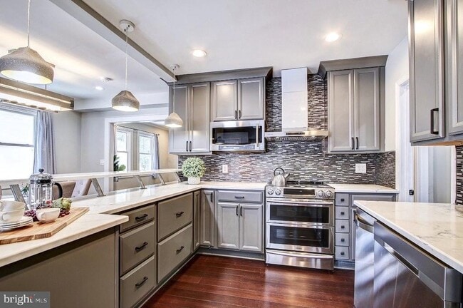 Photo - 4415 Bradley Ln