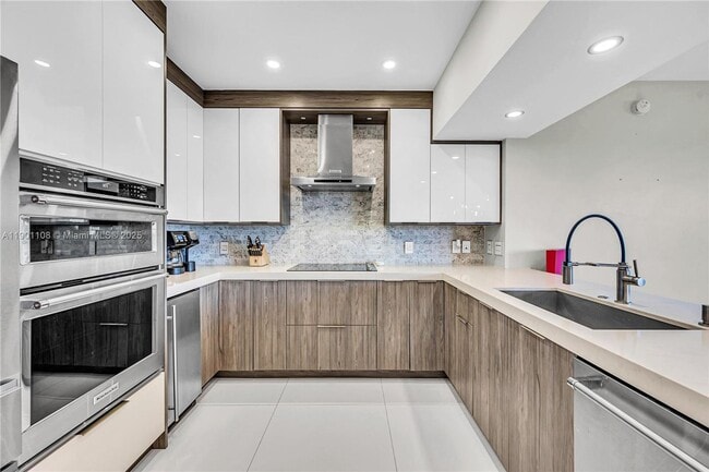 Photo - 19900 E Country Club Dr