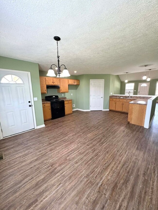 Photo - Nice Family Home!