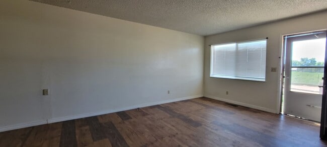 1530 N 15th St Unit 1530 N. 15th St. #1
