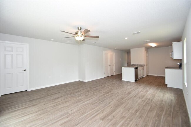 Photo - 91 Pickering Dr