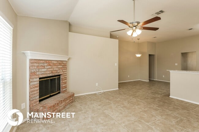 Photo - 1524 Powder Horn Ln