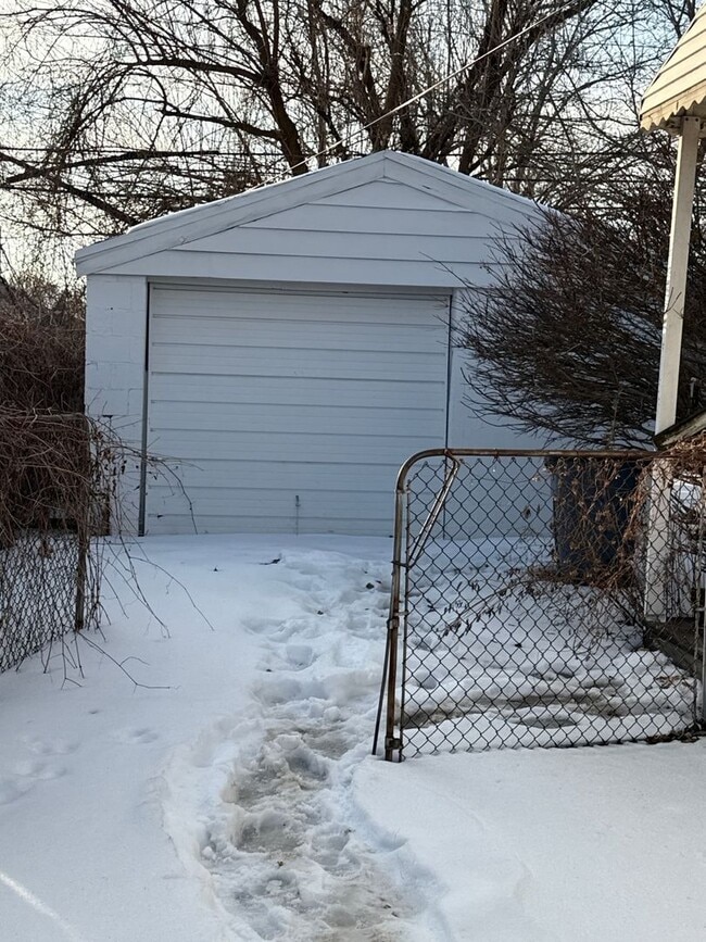 Photo - 26537 Brettonwoods St