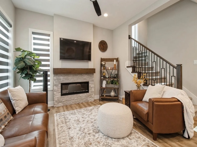 Photo - Luxurious 3-Bedroom, 2-Bathroom Townhouse ...
