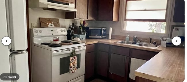 Photo - 5705 Lessandro St Unit 5705 Lessandro Street