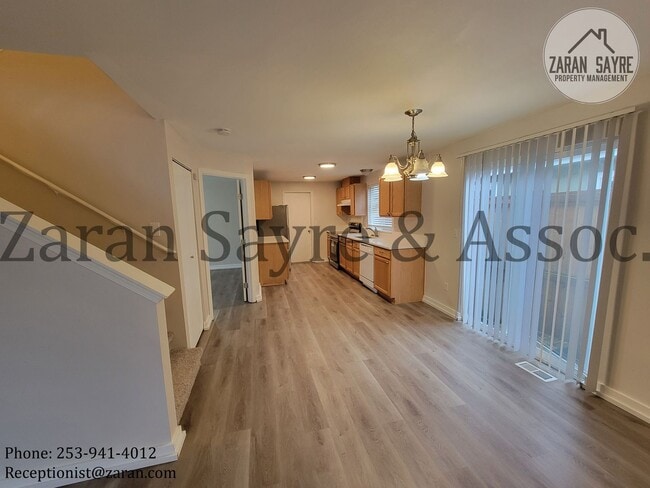 Photo - 2805 9th St SE