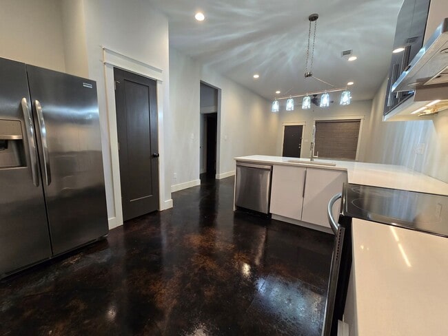 Photo - 305 S Pine St Unit 2