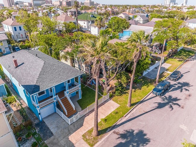 Photo - 1224 Avenue K