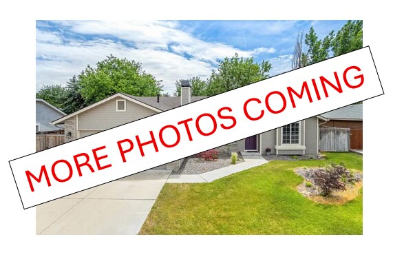 Photo - 961 W Newport St