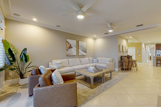 102 36th St Unidad SI ID1591513P