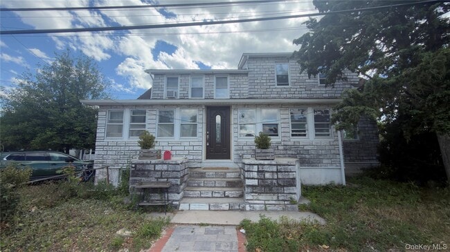 Building Photo - 10 Greenwich Ave Unit 1
