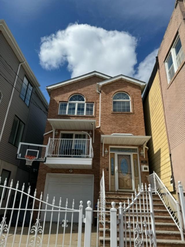 Photo - 85 Chestnut Ave Unidad 2