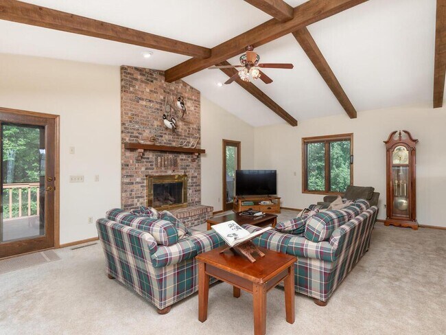 Photo - 1760 Mt Hope Rd