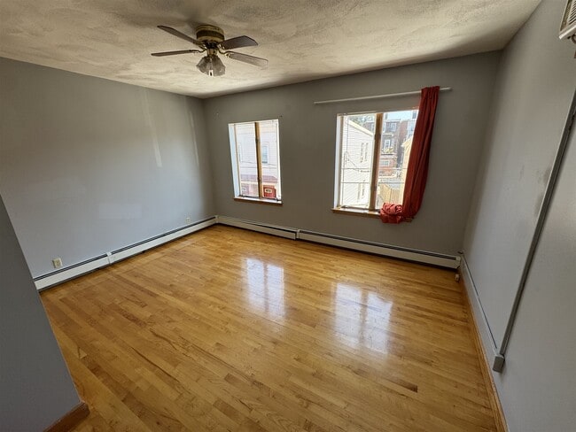 Photo - 19 7th St
