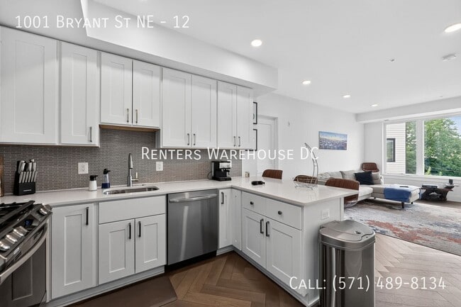 Photo - 1001 Bryant St NE