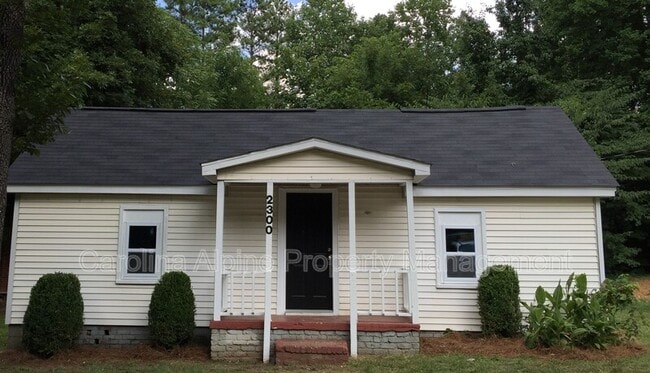 Building Photo - 2300 Kennesaw Dr Rental
