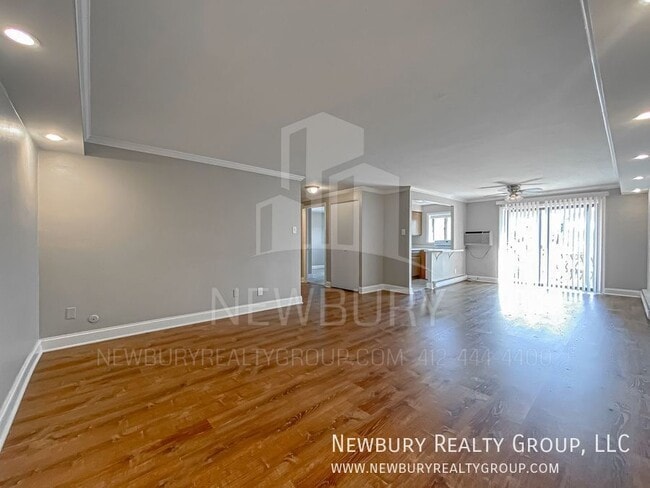 Building Photo - 1848 Chessland St Unit Apt. 22