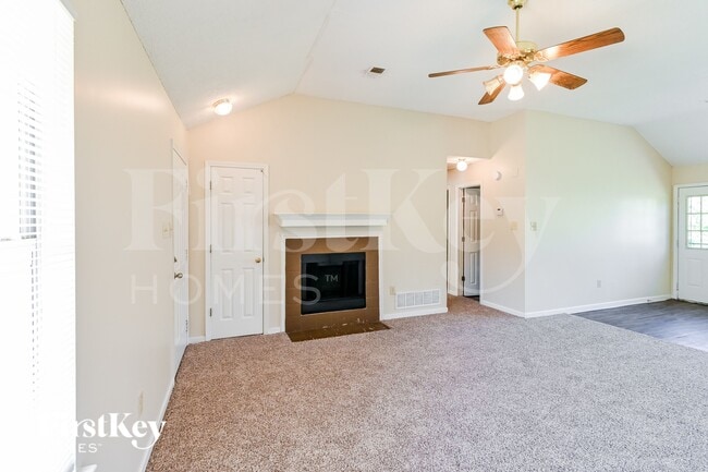 Photo - 4383 Grand Pyramid Dr