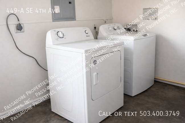 Photo - 449 SE 4th Ave