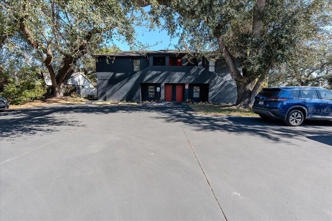 Building Photo - 2402 E M.L.K. Jr Blvd Unit 3