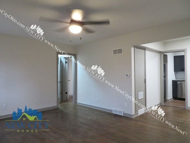 Photo - Newly Renovated Apartment Building Unit 05