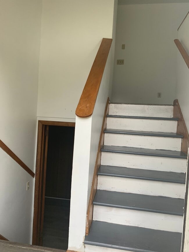 Photo - 106 Maywood St