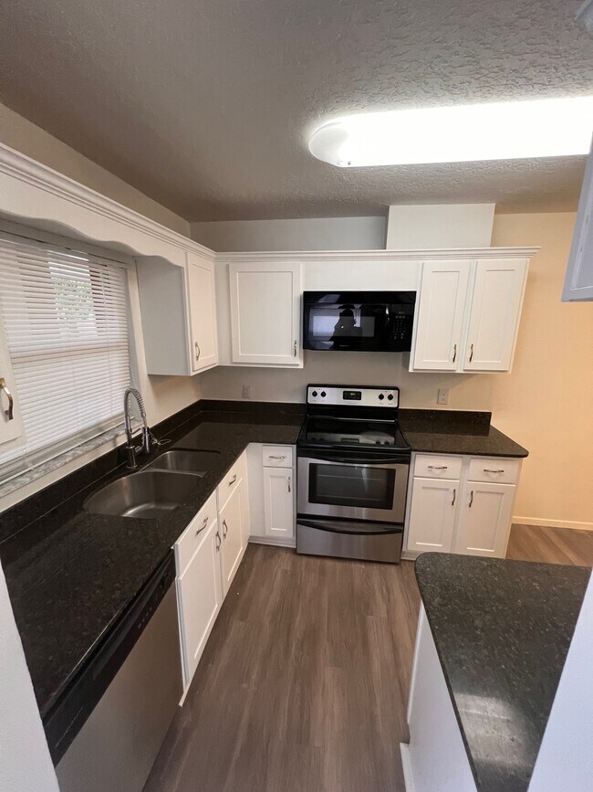 Photo - 5436 E Michigan St Unit 5