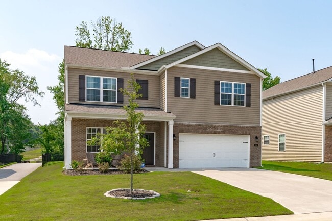 Photo - Spacious 5 Bedroom Home with a Fully Fence...