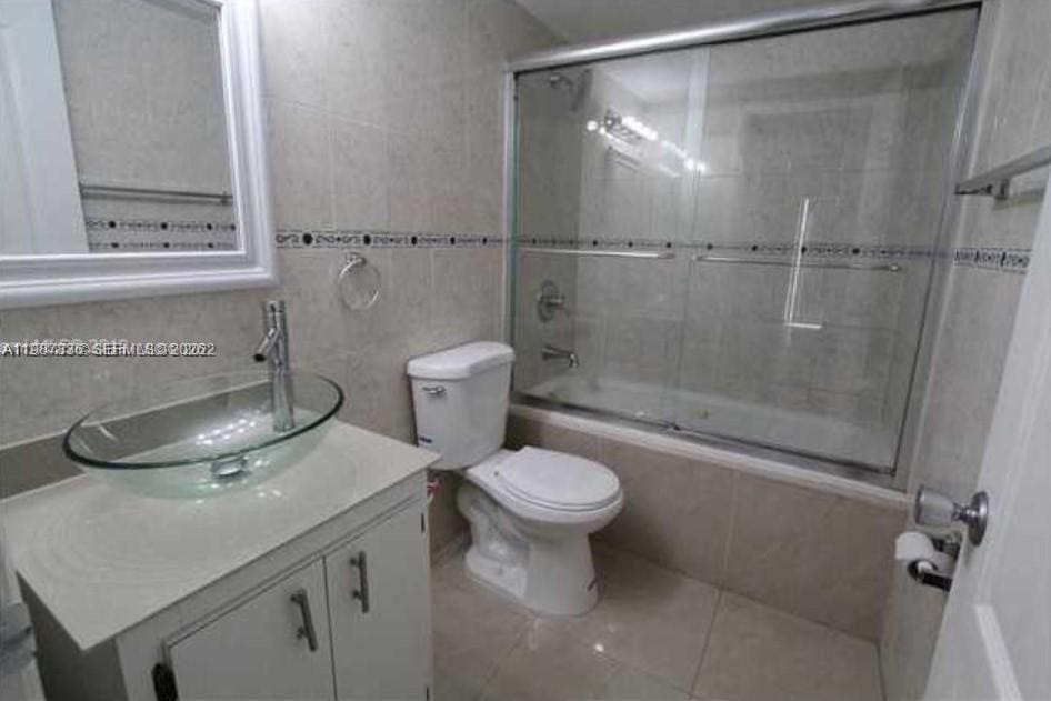 Photo - 5775 W 20th Ave Unidad 406