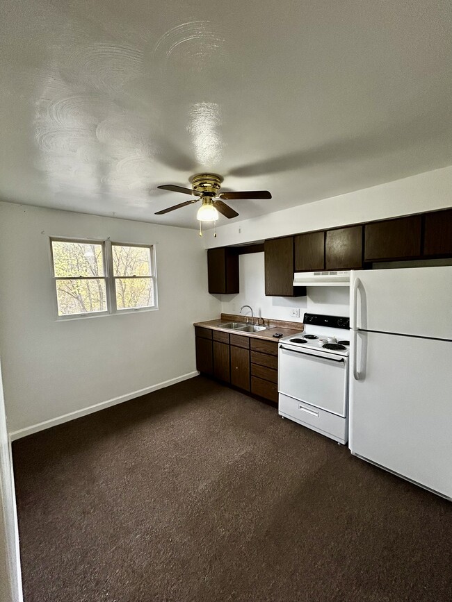 Photo - 551 Culler Rd