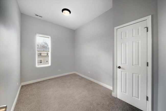 Photo - 3002 E 81st St