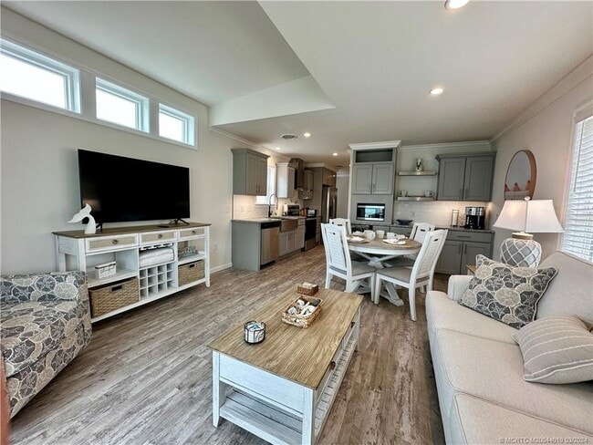 Photo - 2632 NE Pelican Wy