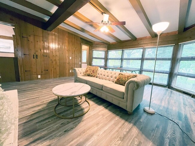 Photo - 3923 Bluestone Rd Unidad 1 - 3923