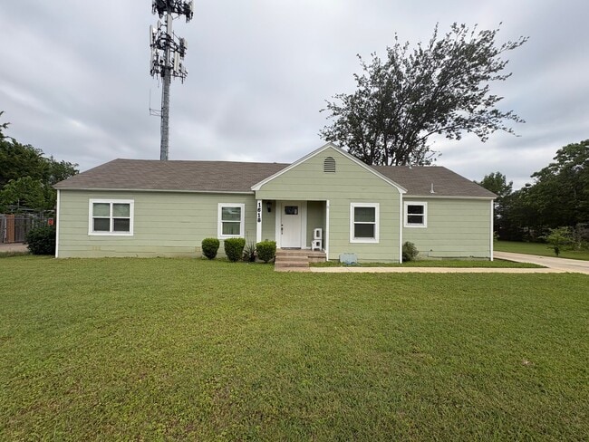 Photo - 1618 Bruce Dr