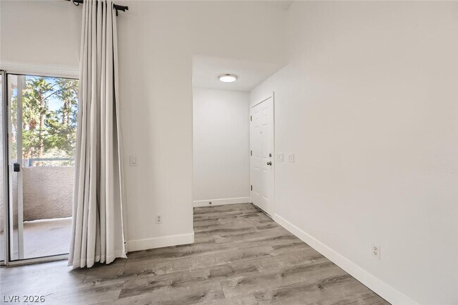 2153 Jasper Bluff St Unit 201