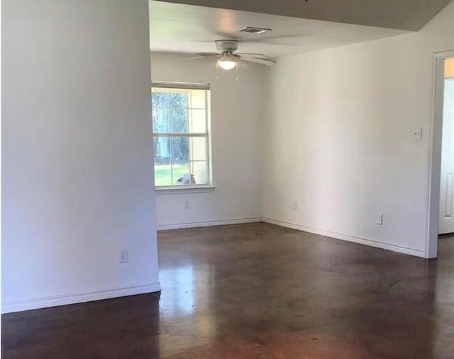 Photo - 90 County Rd 2269