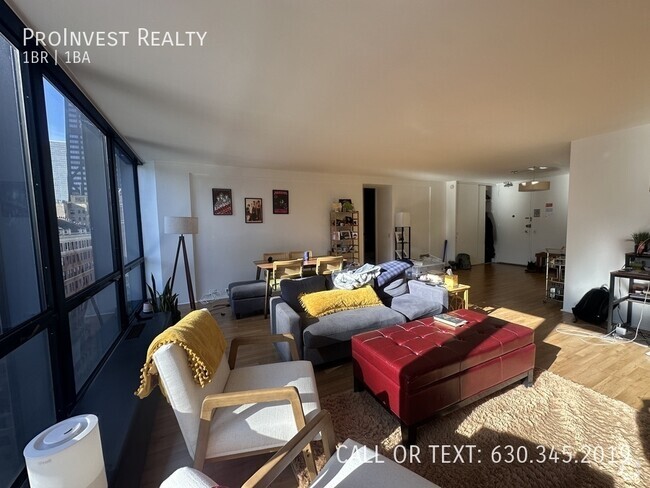 Building Photo - Spacious 1bed/1bath in the Iconic Mies Van... Unit 1506 Rental