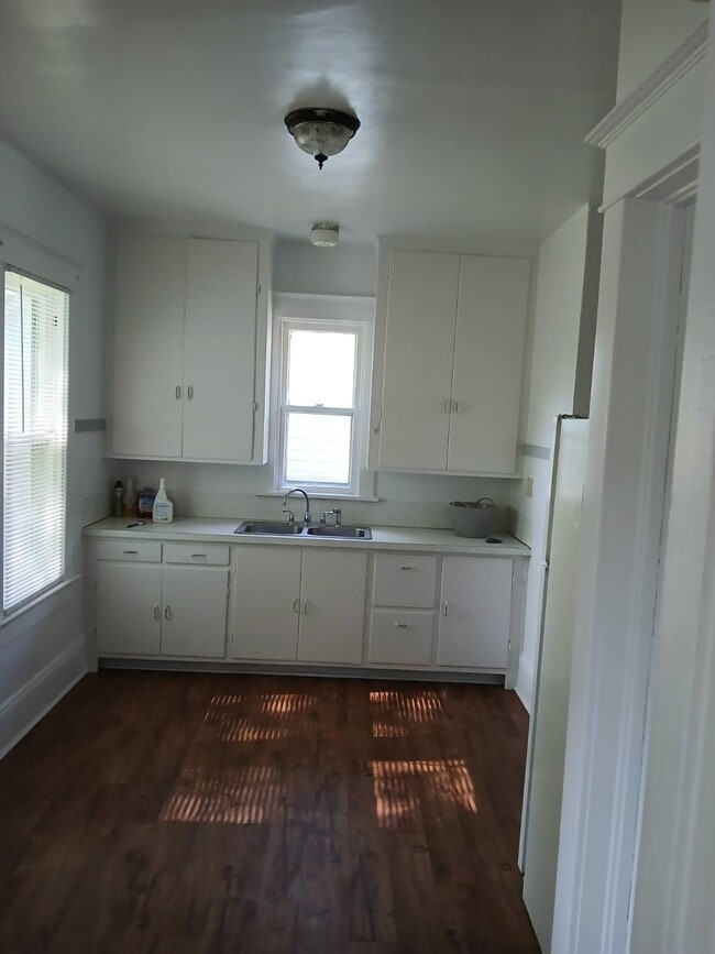 Photo - 14 Jefferson St