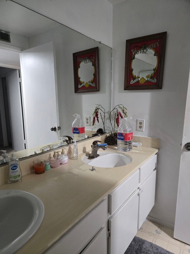 Photo - 1749 Old Mill Rd