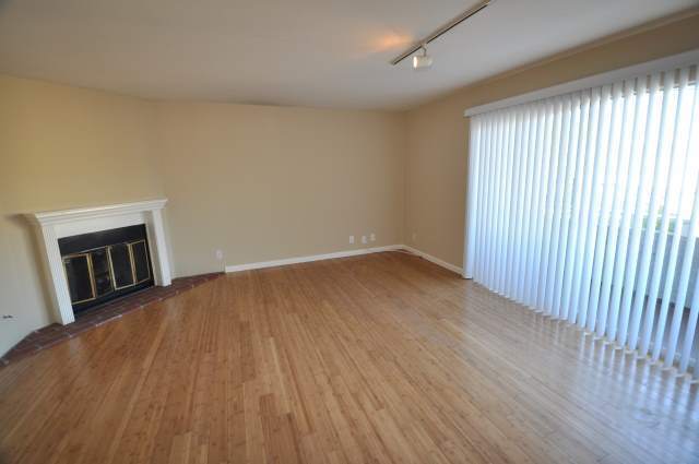 Photo - 5340 Whitsett Ave Unit 03